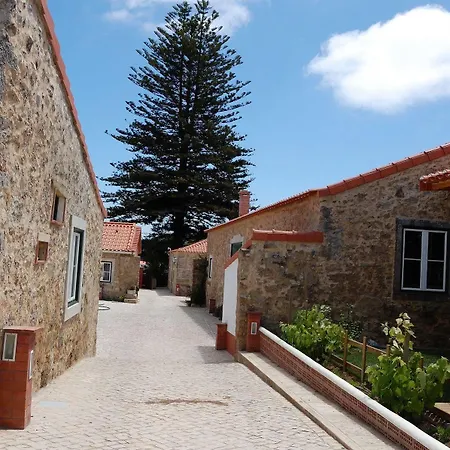 Casa Do Pinheiro Grande * בומברל