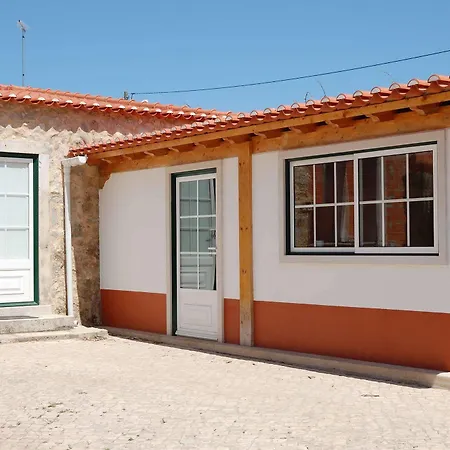 Casa Do Pinheiro Grande בית כפרי *